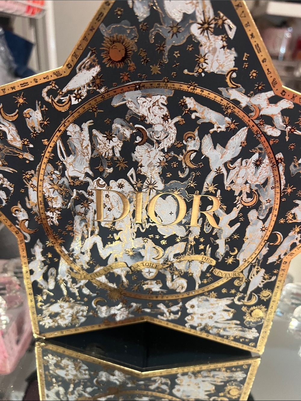 Dior Star-Shaped Box & Harvest Moon Cakes - Picture 6 of 6